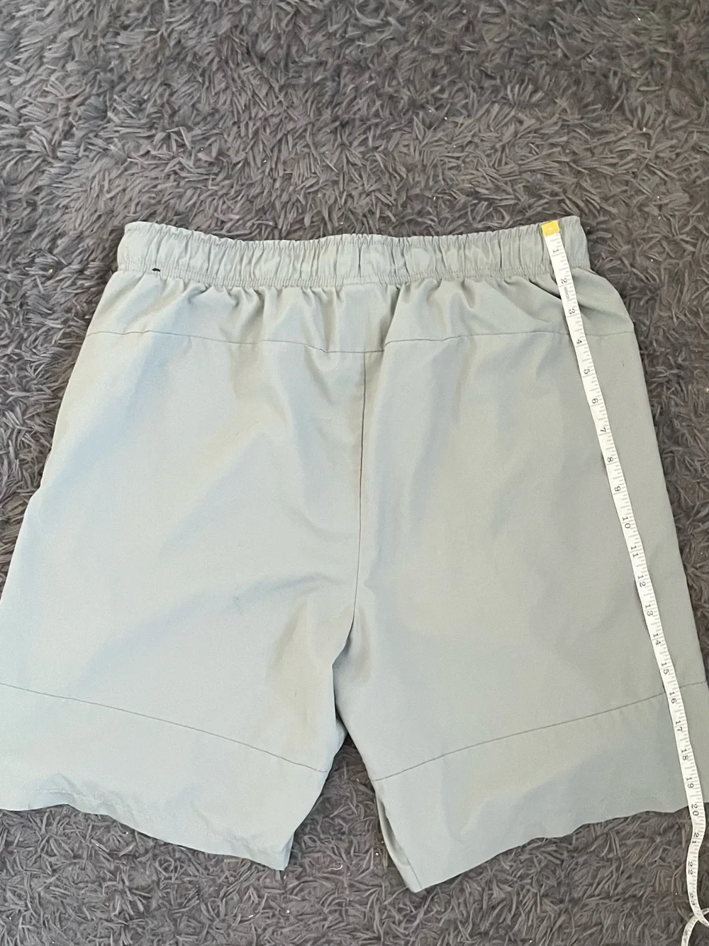 Men Size Large Nike Dri-FIT Stride 7